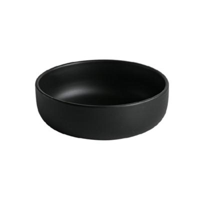 China Fancy Design Food Grade Disposable Ceramic Kitchenware Flat Bottom Black Bowl For Pasta for sale