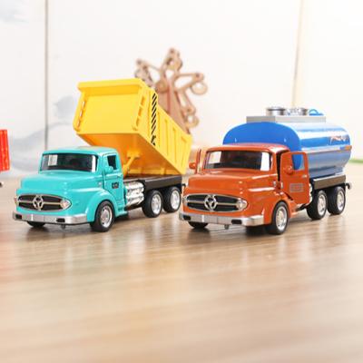 China Toy Wholesale Alloy Pull Back Truck Diecast Toy With Accessories Transporter 2 Moving Open Doors Healthy Light Kids Gifts for sale