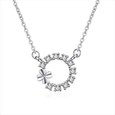 China 2022 Fashion Jewelry Four Leaf Clover Shape Necklace Ladies Student Birthday Wedding Gift One Size for sale