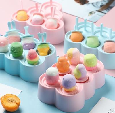 China Sustainable Ice Pop Molds Silicone Family DIY Popsicle Makers Easy-Release Ice Cream Tray Holder for Kids Mini Cute Animals Design/ for sale