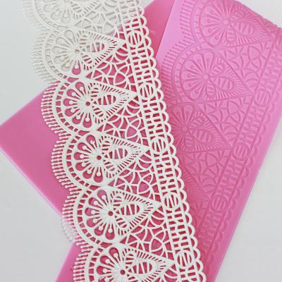 China LFGB Viable Empression Customize Fondant Lace Mat Sugar Silicone Lace Up Molds For Cake Decorating for sale