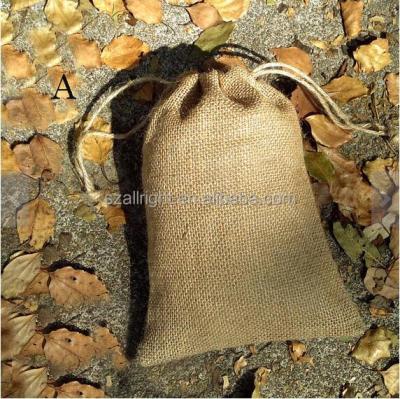 China 100% Eco-friendly 100% Natural Drawstring Bags , Gift Wrapping Burlap Jute Bags for sale