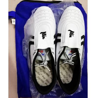 China Traiditional Martial Arts Shoes Wushu Martial Arts Supplies Kungfu Shoes Taekwondo Shoes for sale