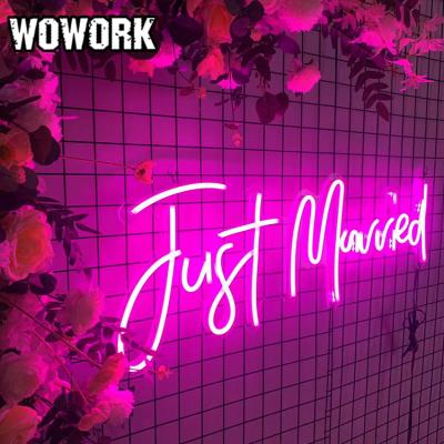 China 2021 WOWORK Fushun neon sign board party supplies custom wedding favors waterproof led light for event decoration for sale