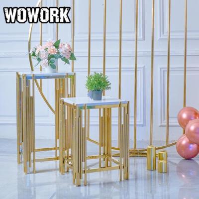 China 2022 WOWORK Fushun Ins Style Waterproof Party Supplies Customized Dessert Gold Pedestals Show Pillars Set Wedding Flower Stand For Event for sale