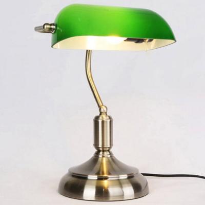 China Vintage Study Desk Shade Night Lights Industrial Green Glass Table Lamps for sale