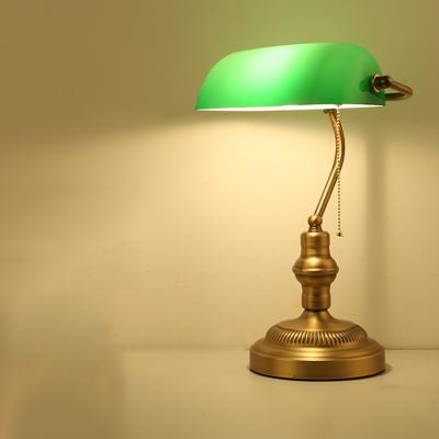 China Retro Industrial Desk Lamp Study Bedside LED European Style Table Lamps for sale