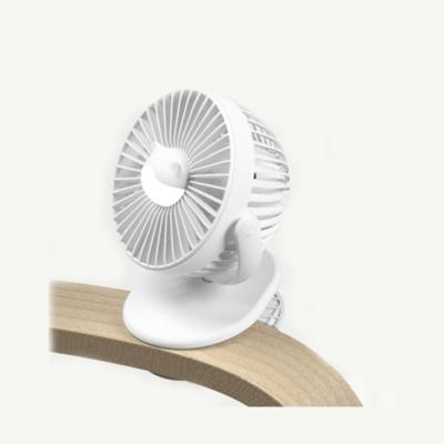 China 2020 High Quality Hotel USB Fan Strong Wind Mute Clip Fan Small Portable Dormitory Bedroom Office Charging Desk Student Used for sale