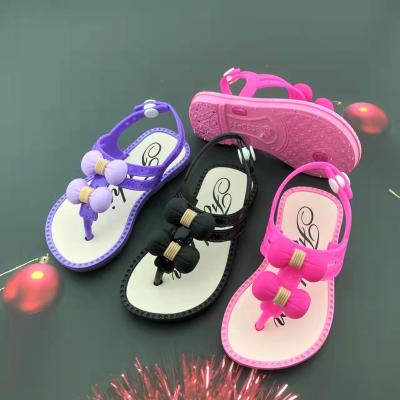 China 2022 New Style Sale Slippers Hot Outdoor Soft Cartoon Durable Children Summer Beach Shoes Sandals Wholesale High Quality Soled for sale