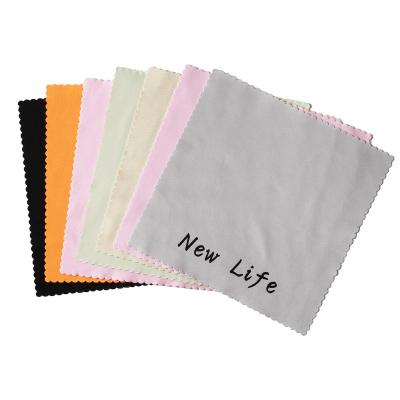 China Silk Screen Printing Microfiber Cleaning Cloths 100% Viable Polyester Flower Cut Fiber Optic Lens Micro Watch Cleaning Cloth for sale