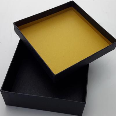 China Black squre Bottom Tea Paper Box Recycledand Lid Style Fancy Paper UAE Scarf Package Te koop