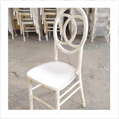 China Factory prices beautiful in color wooden covers white chairs groom decoration bride and wedding chair for sale