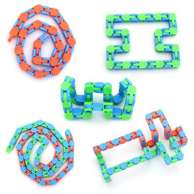 China Plastic PP In Stress 2021 New Stock Toys Anti Wiggle Sensory Toy Chain Wracky Track Chain Toy for sale