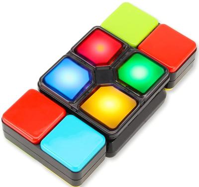 China Hot Sale Amazon Intelligence Developing Educational Toys 4-in-1 Electronic Memory Puzzle and Cube Brain Game Changeable Colors Speed ​​Christmas Gifts for sale