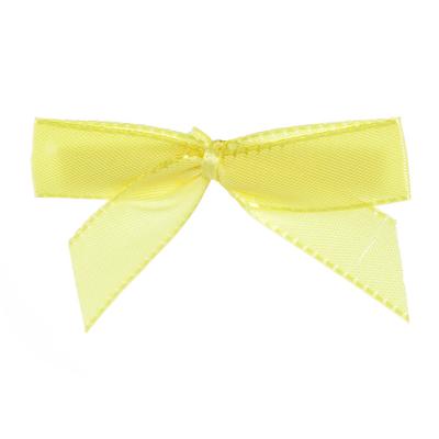 China Sustainable Packaging Decoration Elastic Grosgrain Ribbon Pre Tied Bow With Twist Tie For Bottle for sale