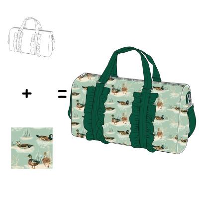 China Fashion Customized Large Capacity Mallard Printed Waterproof Mum Duffel Bag Weekender Duffel Bag for sale