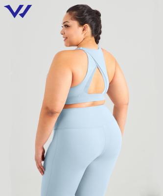 China 2022 Hot Selling Breathable Yoga Sets Women's Oversized Outfirt Shaping Breathable Gaiters Hollow Out Cross Back Bra And Yoga Pants for sale