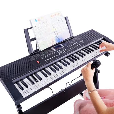 China Plastic ABS Toy Piano 61keys Digital LED Display Keyboard Musical Instruments for Beginners for Sale for sale