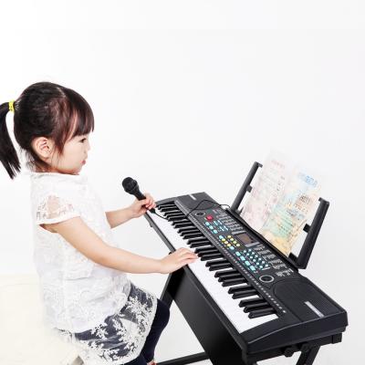 China Plastic ABS Toy Piano 61keys Digital LED Display Keyboard Musical Instruments for Beginners for Sale for sale