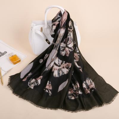 China Women Chaste Viscose 2019 Autumn Viscose Flower Printing Muslim Shawl for sale