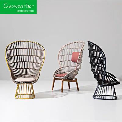 China Moderno Design Alumínio Quadro Resistente à Mancha Comfortable almofada traseira alta cadeiras de braço de Rattan para pátio de jardim ao ar livre à venda