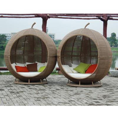 China Powder Coated Outdoor Furniture Apple Style Rattan Weaving Sofa for Backyard Relaxation for sale