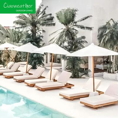 China Outdoor Garden Resort Furniture Stylish Wood Sun Lounger with Waterproof Cushion for sale