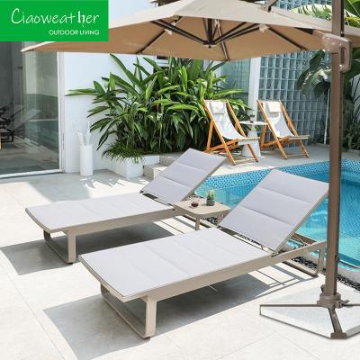 China Sillón de sol moderno de tela de malla Sillón de sol para albergues Piscina y patio Muebles exteriores en venta