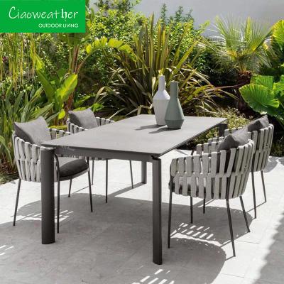 Chine Chaises à accoudoirs en aluminium et table extensible pour meubles de patio extérieur dans les hôtels à vendre