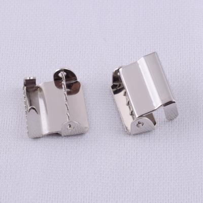 China High Quality Silver Color Adjustable 20mm Metal Garment Buckle Suspender Adjuster Buckle Clip For Clothes for sale