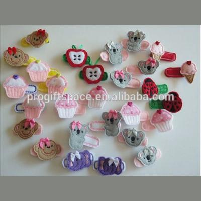 China Hot Selling New Products 2018 Fashion High Quality Christmas Decoration Clips Cute Design Colorful Pegs Felt Kids Hairpin for sale