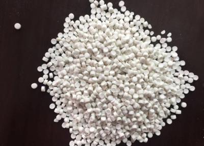 Chine Granules composés de PVC de résine pour la veste de fil électrique et de câble à vendre