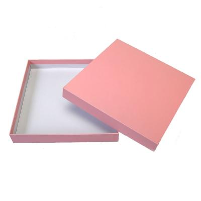 China Recycled Materials Fokison 10 Self Seal Window Envelopes Paper Cosmetic Packaging Custom Apparel Box for sale