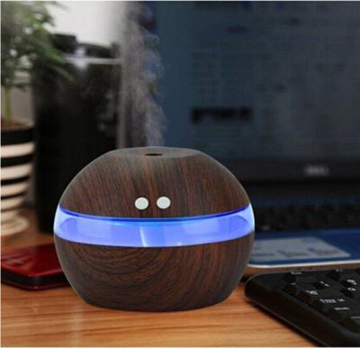 China Very Portable Hot Selling Mini USB Humidifier / Car Fragrance Diffuser With CE ROHS Certification for sale