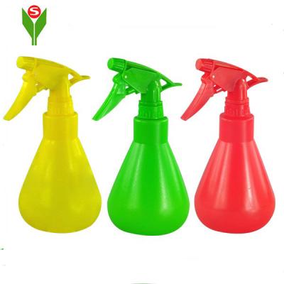 China China Wholesale BPA Free 350ml PE Plastic Sprayer Bottle For House Ware for sale