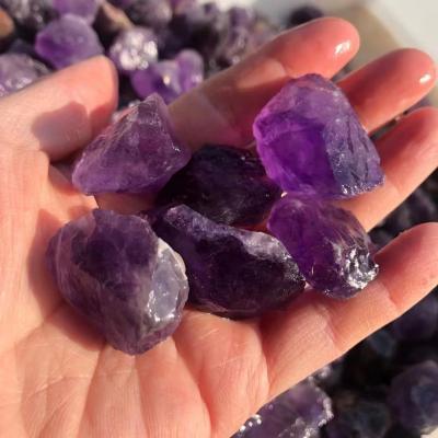 China Natural Raw Crystal Love Quartz Europe Amethyst Stones and Minerals Crystal Rough Stone Specimen Healing for sale