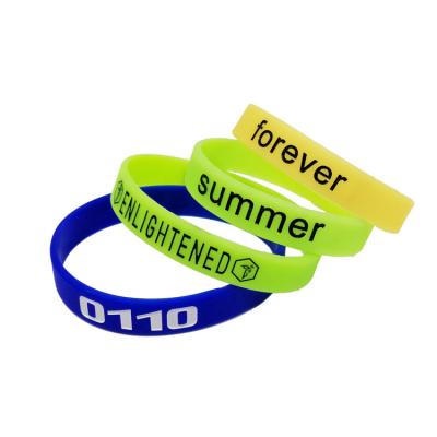 China Custom Silicone Wristband Silicone Logo Rubber Wrist Bands for sale