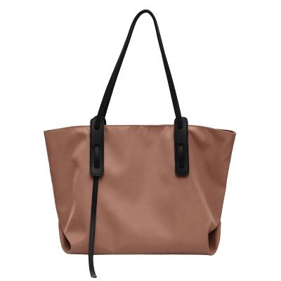 China New Trend Shoulder Bag Fashion Handheld Female Oxford Tote Bag Large Capacity Bag for sale