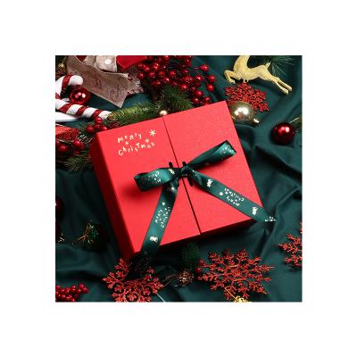 China ASP Design Recyclable Luxury Gold Foil Stamping Red Christmas Gift Boxes With Inserts Handle Caja de navidad for sale