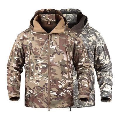 China Waterproof Custom Logo Fleece Striped Softshell Hunting Military Camouflage Tactical Waterproof Jacket for sale