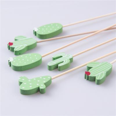 China Lovely Disposable Cactus Design Disposable Wooden Fruit Picks For Party for sale