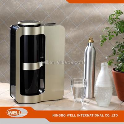 China 2015 Plastic New Popular Soda Maker Home Water Dispensing Portable Soda Drink Maker for sale