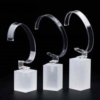 China Custom Clear Acrylic Retail Store Watch Stand for sale