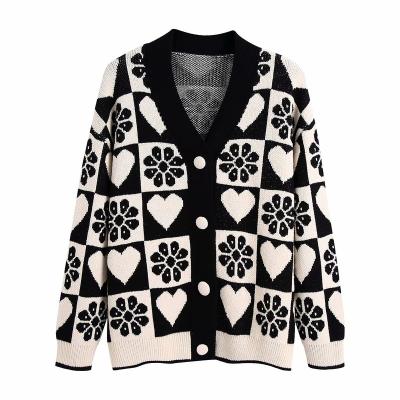 China Anti-wrinkle women's autumn sweater cardigan fashion heart-shaped jacquard retro v-neck women knitwear cardigan oversized sweater for women for sale