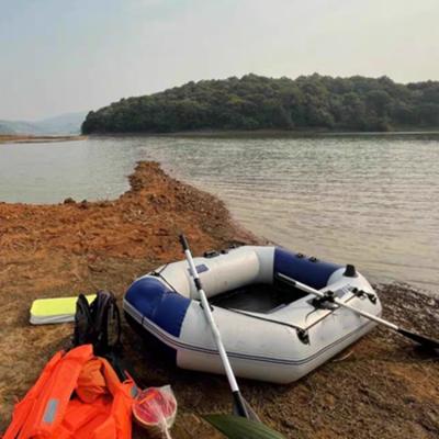 China PVC+WOODEN 2.6M Wooden Floor PVC Kayak Boat 260mm Small Inflatable Rib Boat Fishing Boat for sale