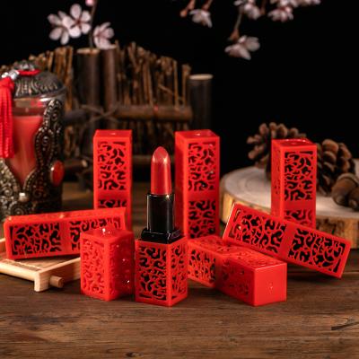 China Wholesale Vegan Temperament Retro Packaging Matte Lipstick Cosmetics Waterproof Red Creamy Matte Lipstick 12 Colors for sale