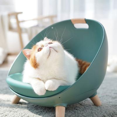 China Winter Breathable Cat Bed Cat House Wooden Warm Material Cat Bed With Cushion for sale