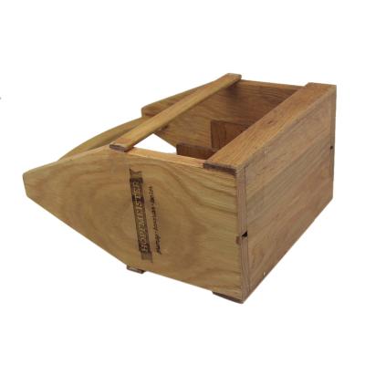 China Eco-friendly 2022 Newest Design Most Fashionable Chinese Wooden Beer Basket for sale