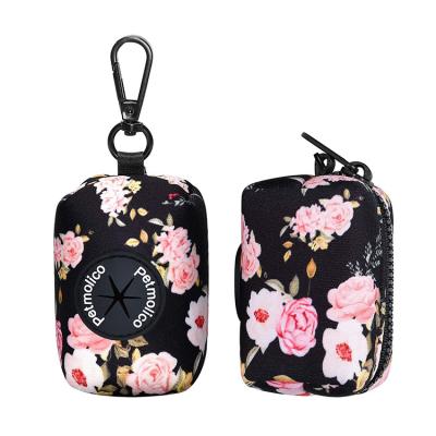 China Custom Print Neoprene Dog Poop Bag Holder Durable Poop Bag Holder Leash Attachment for sale