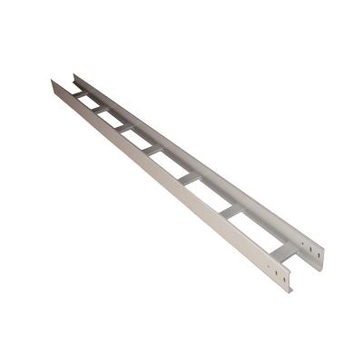 China Cable Wiring Standard NEMA 600 Hot Dip Galvanizing Powder Perforated Ladder U Shaped Steel Cable Long Span Type Bend Tray Model for sale